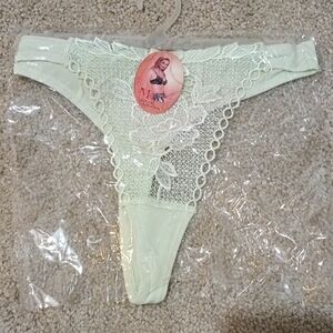 Lace Thong Panties in Light Green-Solid Side Strap-Size XL